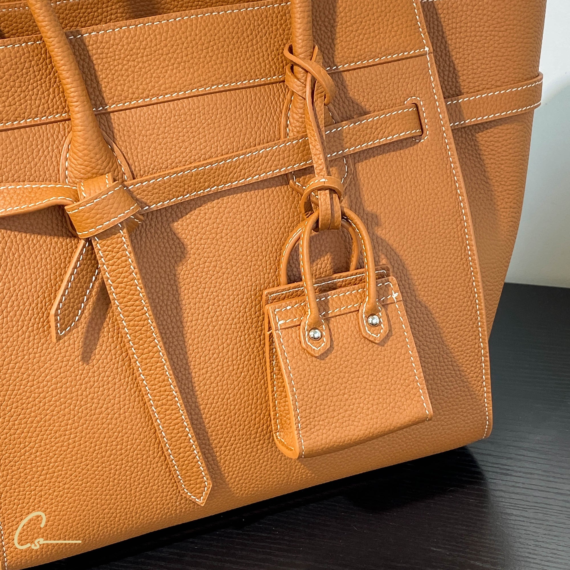 Leather Timeless Chic Tote