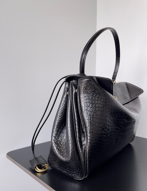 Classic Cowhide Leather Handbag