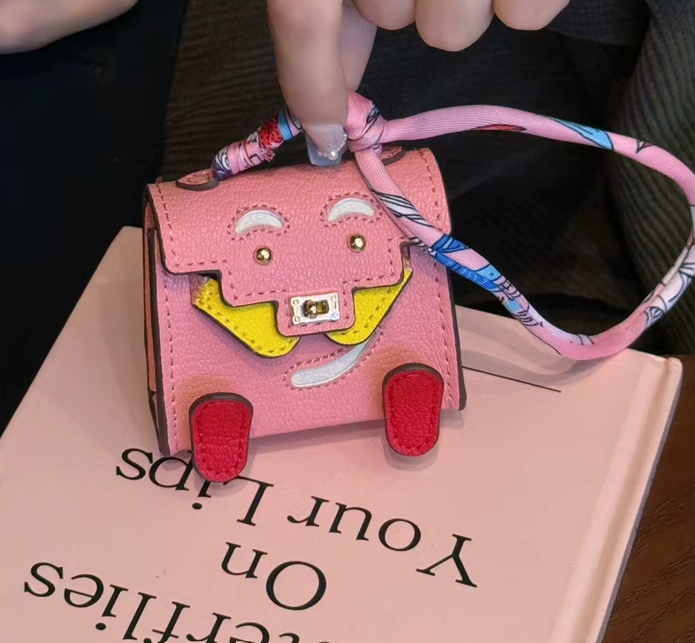Mini Bag Pendant Coin Purse – Cute & Functional Accessory