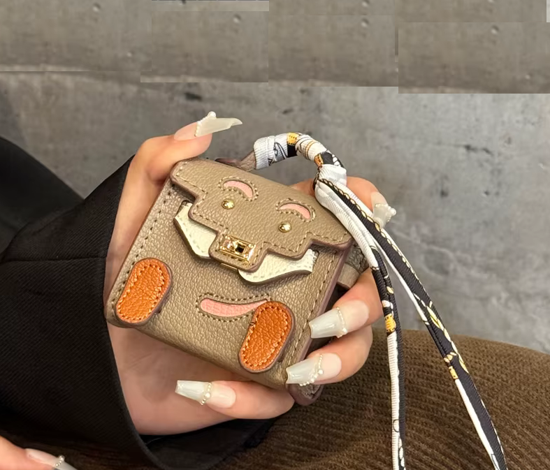 Mini Bag Pendant Coin Purse – Cute & Functional Accessory