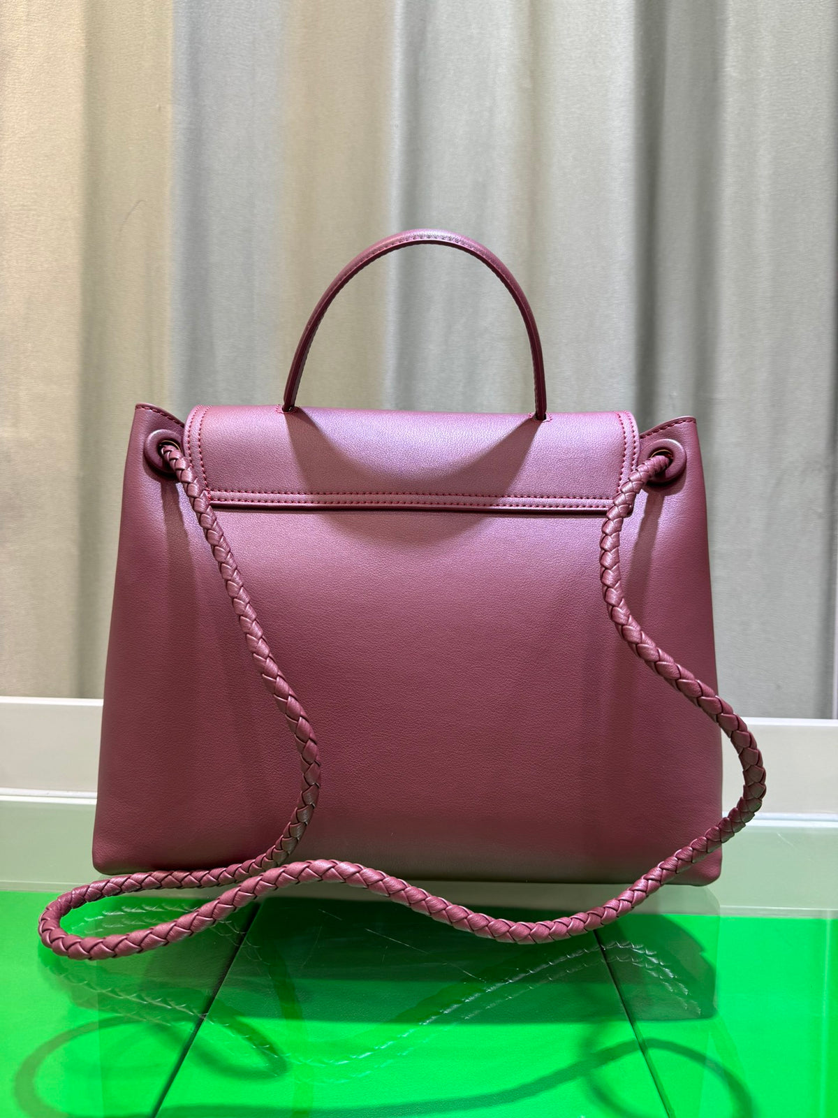 Elegant Cowhide Leather Handbag