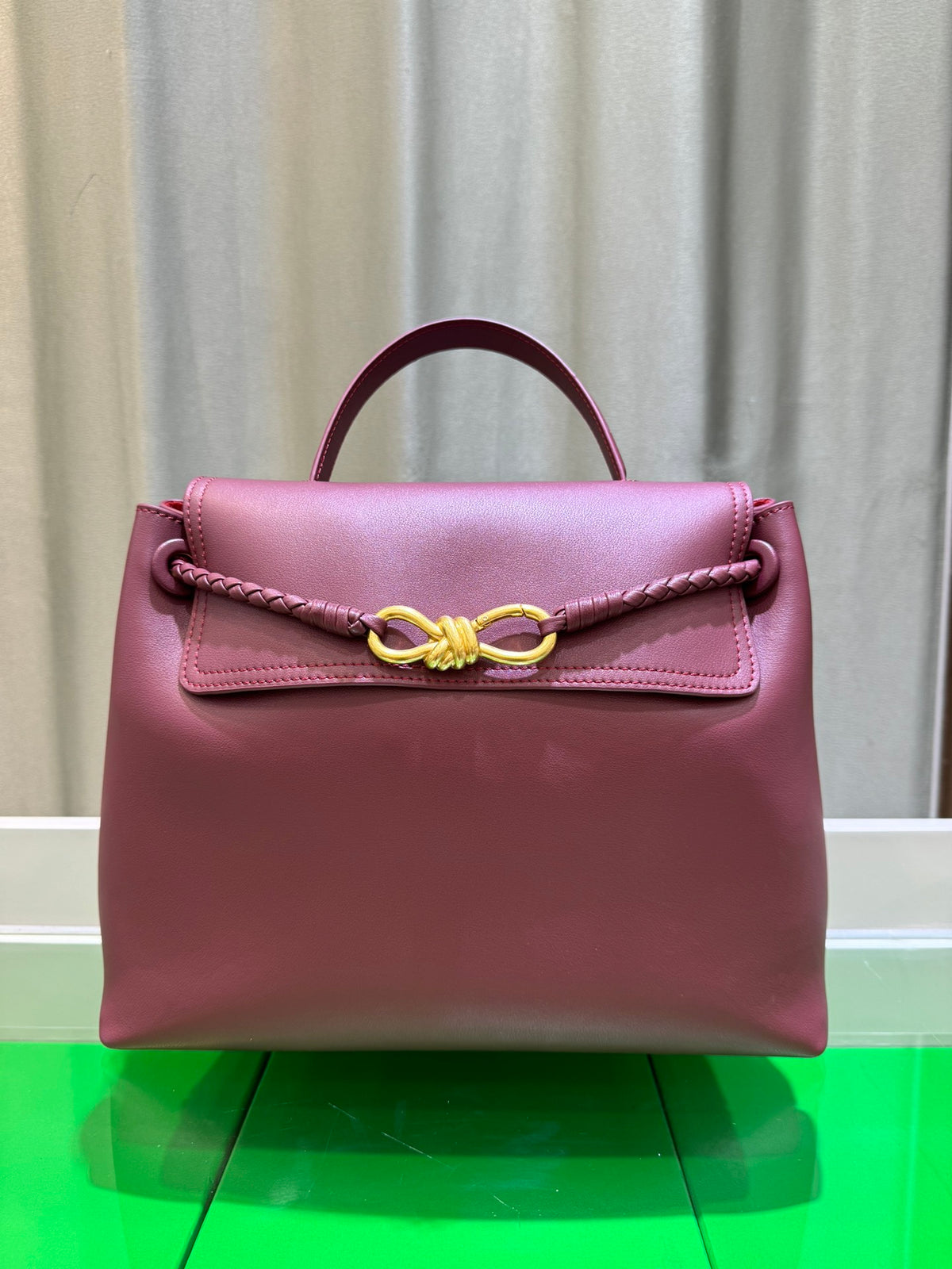 Elegant Cowhide Leather Handbag