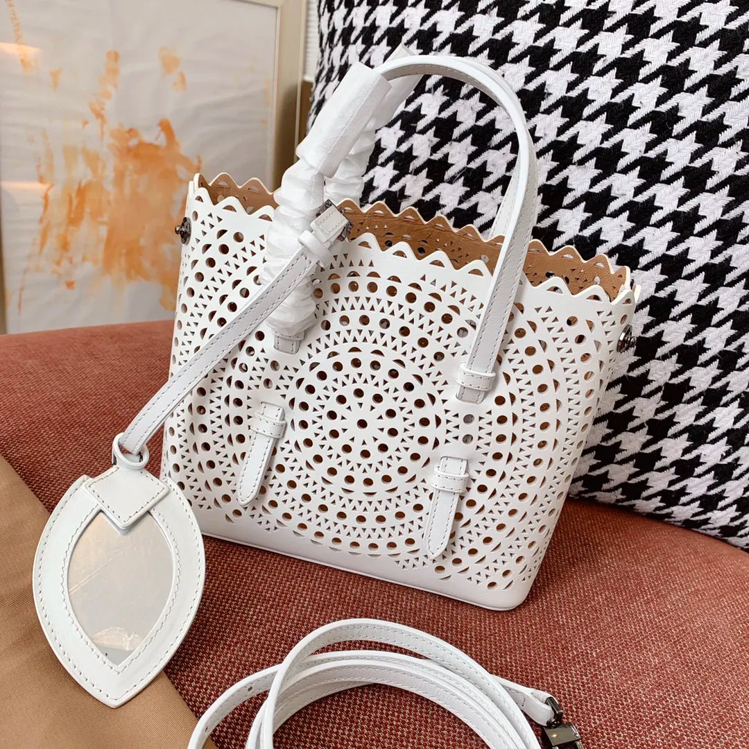 Alaïa Le Mina 20 New Vienne Leather Tote Bag