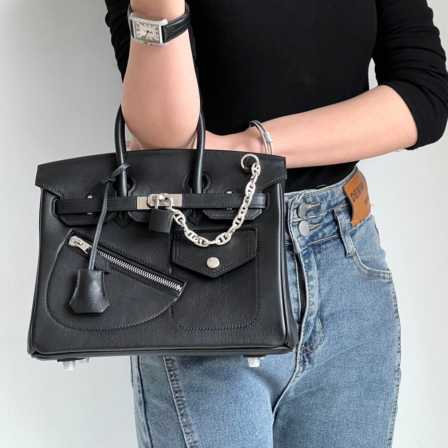 The H-Luxe Full-Grain leather bag