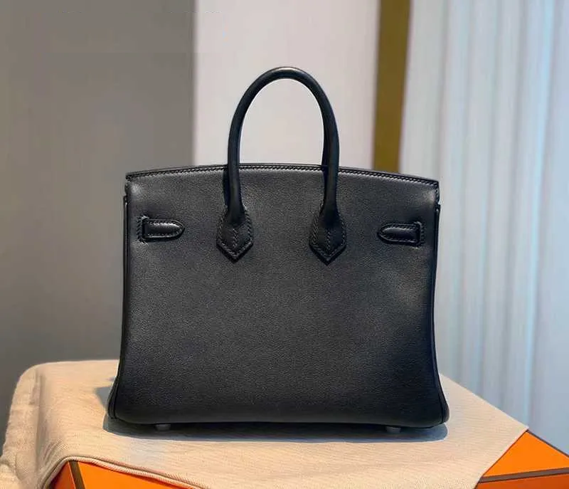 The Luxe Full-Grain leather bag