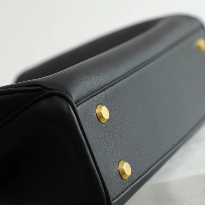 Smooth calfskin- Handbag