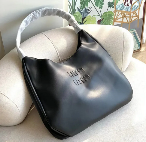 Leather hobo bag