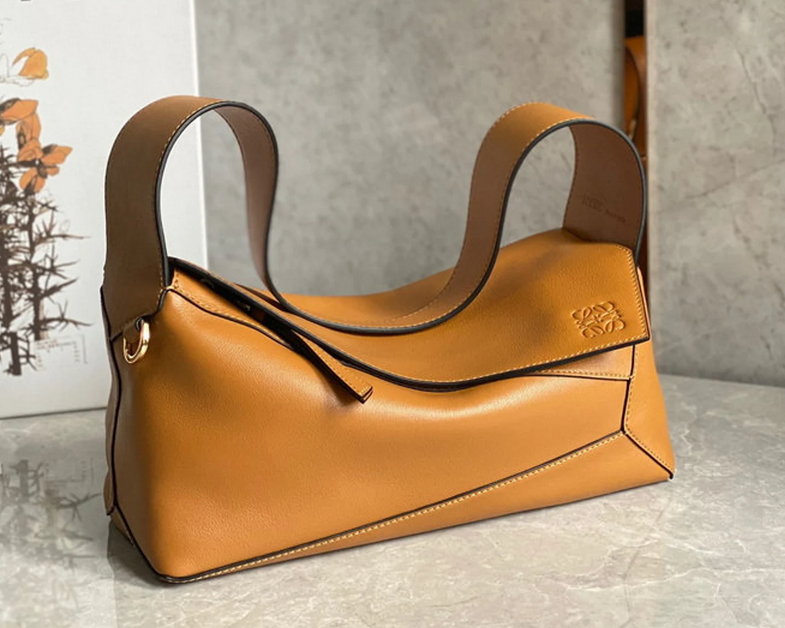 Puzzle leather shoulder bag
